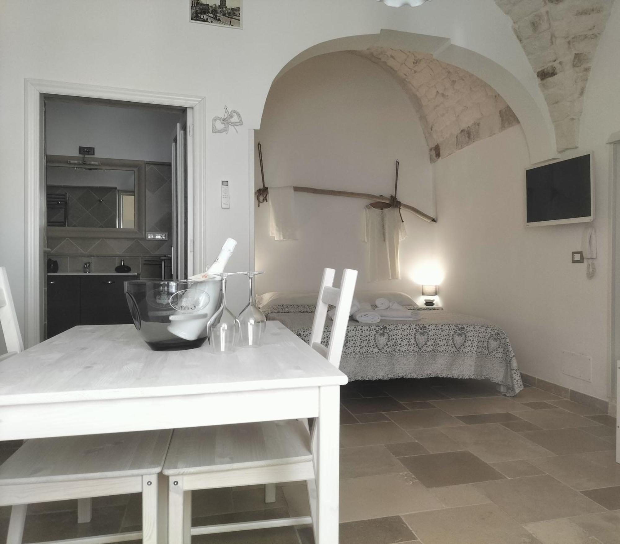 Le Tre Alcove Hotel Ceglie Messapica Eksteriør billede